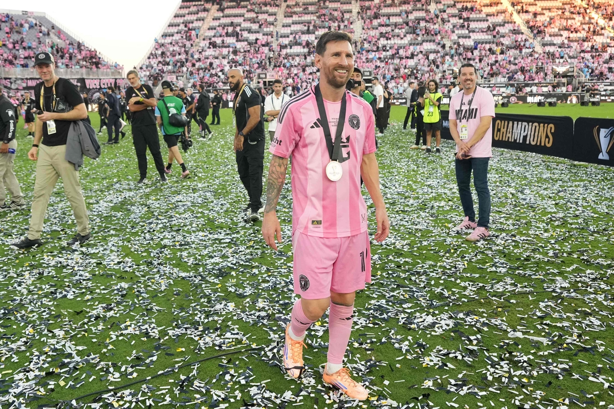 Inter Miami Secures First MLS Cup Win with Messi's Two Assists - Tactical Insights and Future Outlook